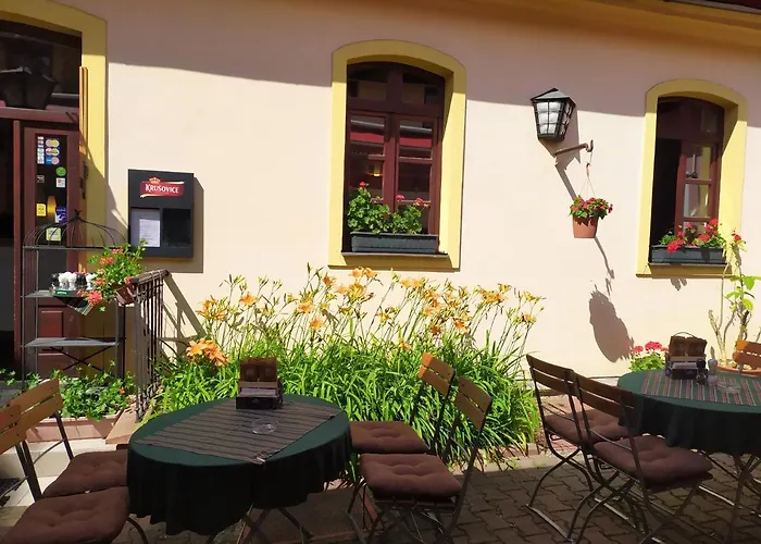 Gæstehus A Restaurace Nad Hradem *