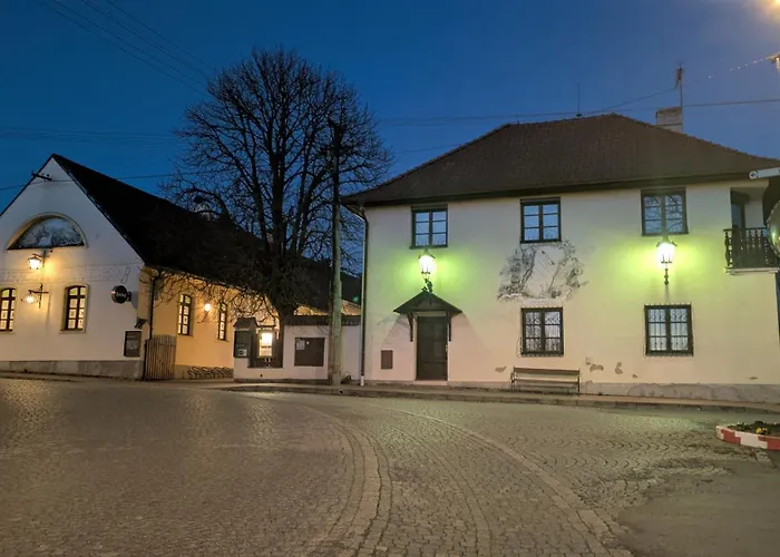 Gæstehus A Restaurace Nad Hradem