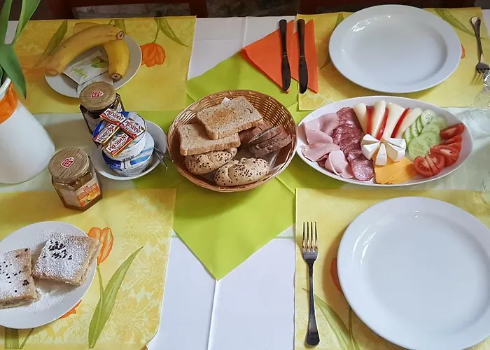 Gæstehus A Restaurace Nad Hradem *